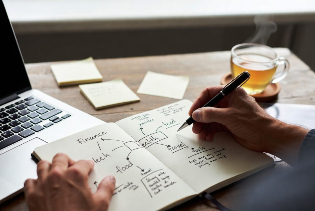 How to Start a Blog and Make Money for Beginners in 2026