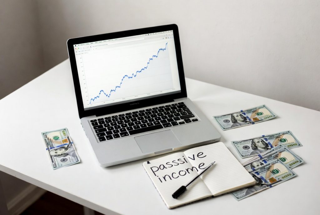 How to Start a Blog and Make Money for Beginners in 2026